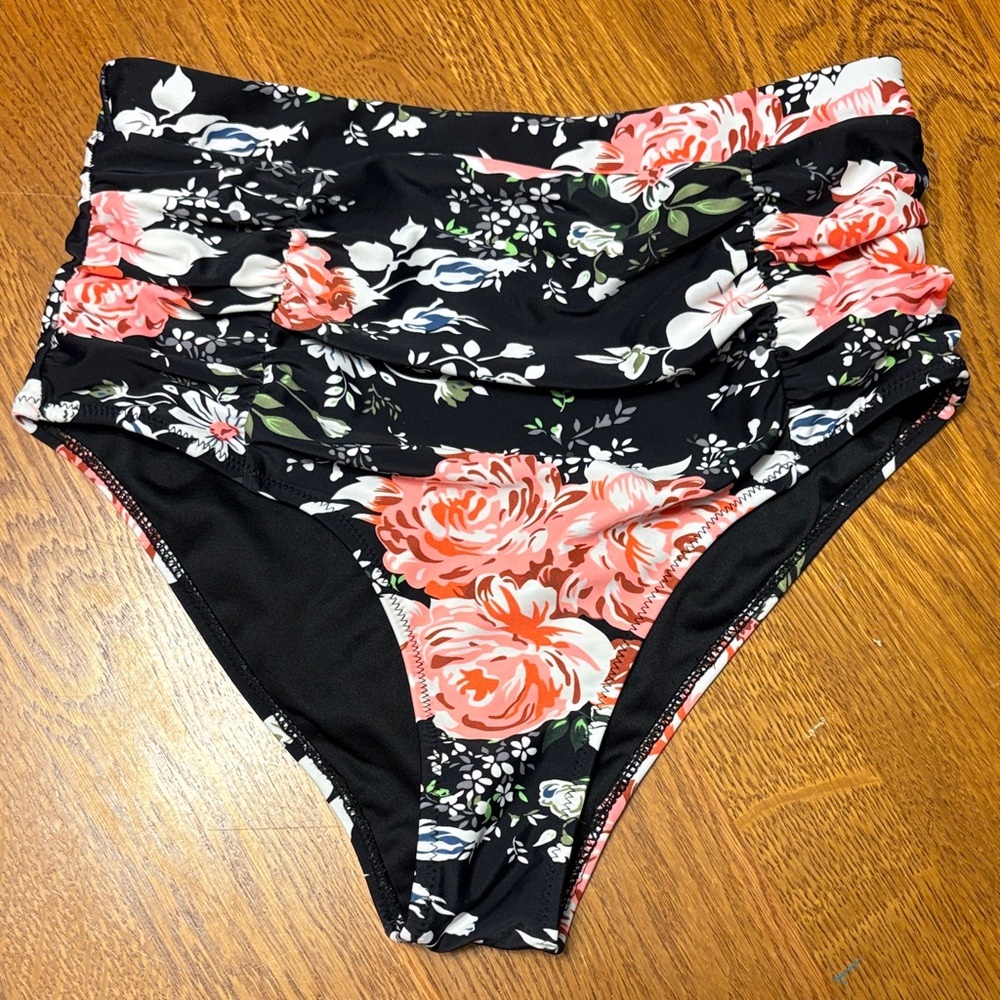 Cupshe small Black Floral Bikini Bottom swimsuit